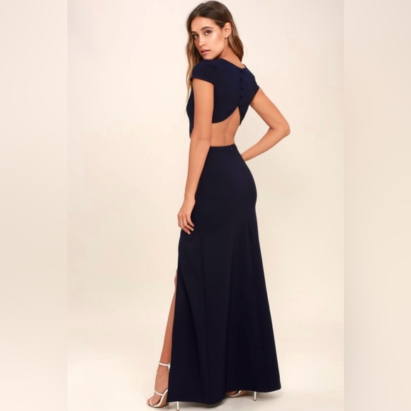 Lulu’s Conversation Piece Navy Blue Backless Maxi Dress size medium, worn once - Picture 4 of 11